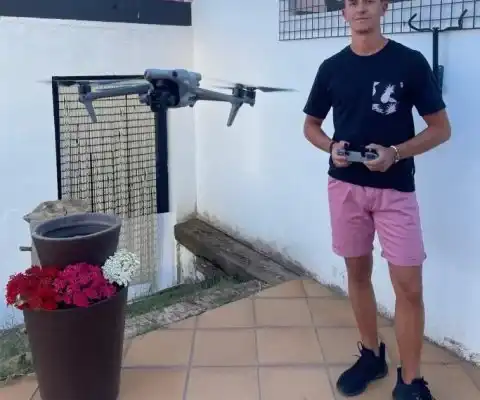 Imagen representativa de Jorge Chillarón Martín: piloto de drones en Cuenca