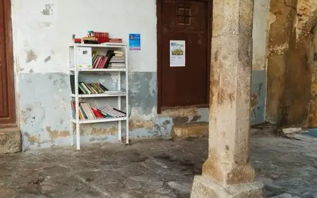 Imagen representativa de Libros gratis y solidaridad vecinal en Cañete