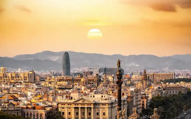 Imagen representativa de Patrocinio y colaboración con la Casa de Cuenca en Barcelona