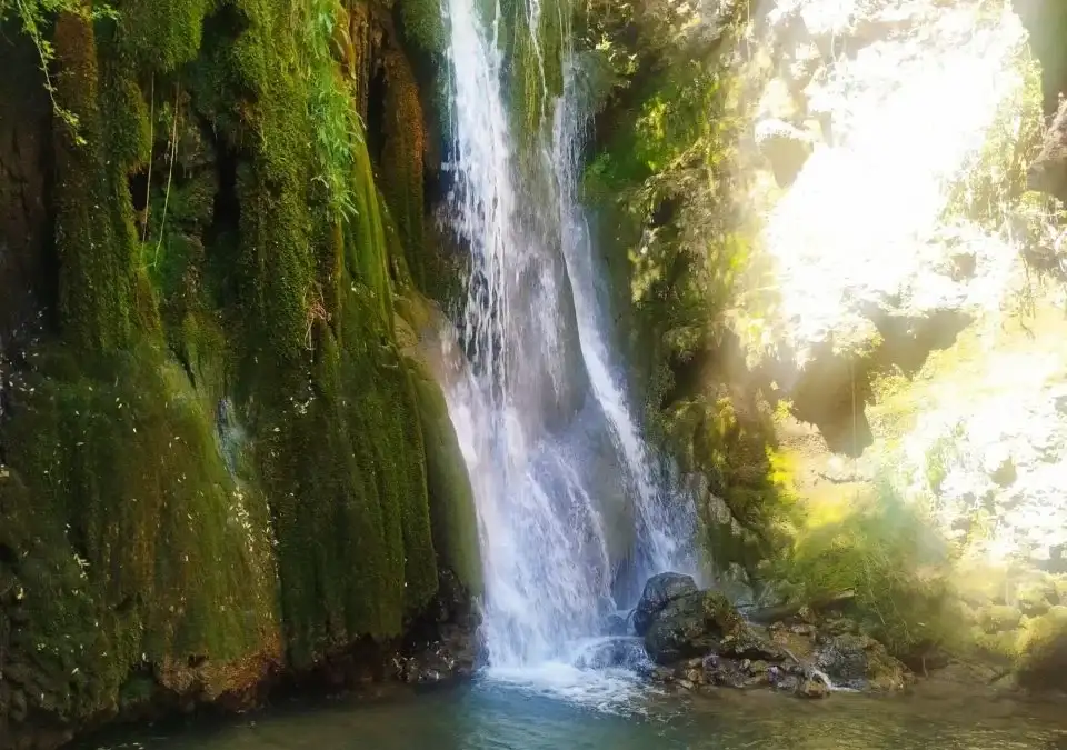Imagen de portada del artículo: El Postigo: la cascada de Cañete