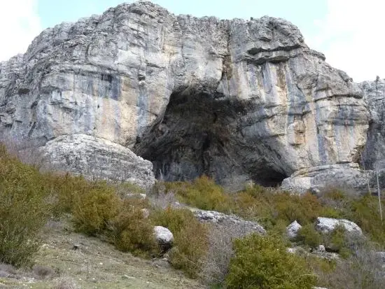 Imagen de portada del artículo: La Cueva del Nacimiento en Vega del Codorno